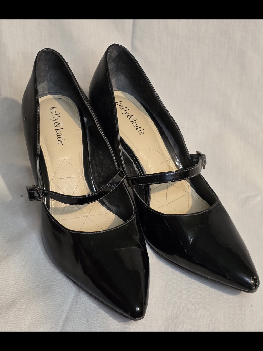 kelly & katie Black Patent Mary Jane Pointed Toe Pumps